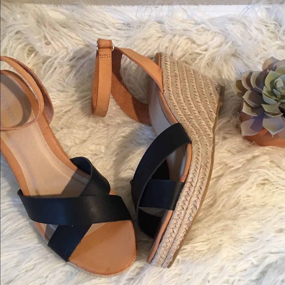 SOCIOLOGY Women’s Wedge Sandals Heels Size 11